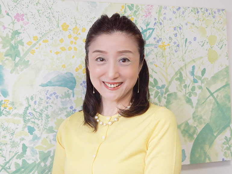 口コミだけで20年！人気パーソナルカラーアナリスト 矢吹朋子氏に訊く 「個性の輝かせ方」と 「コミュニケーション術」とは